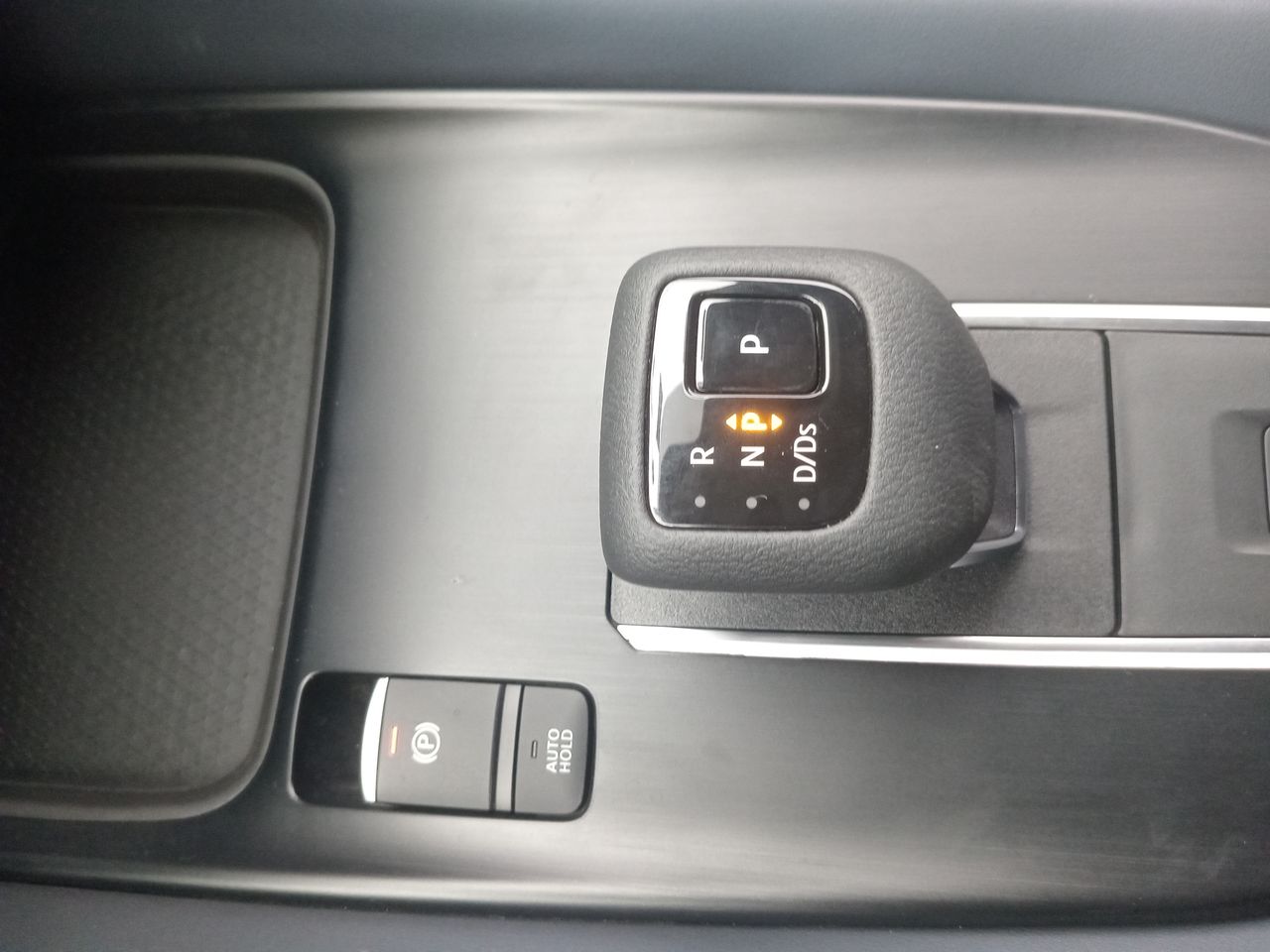 NISSAN - 31