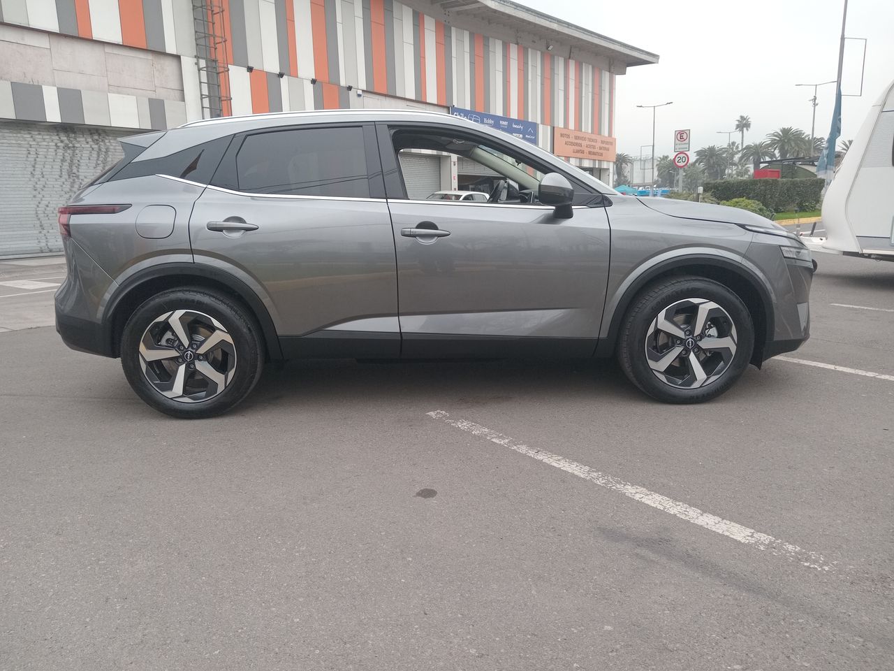 NISSAN - 8