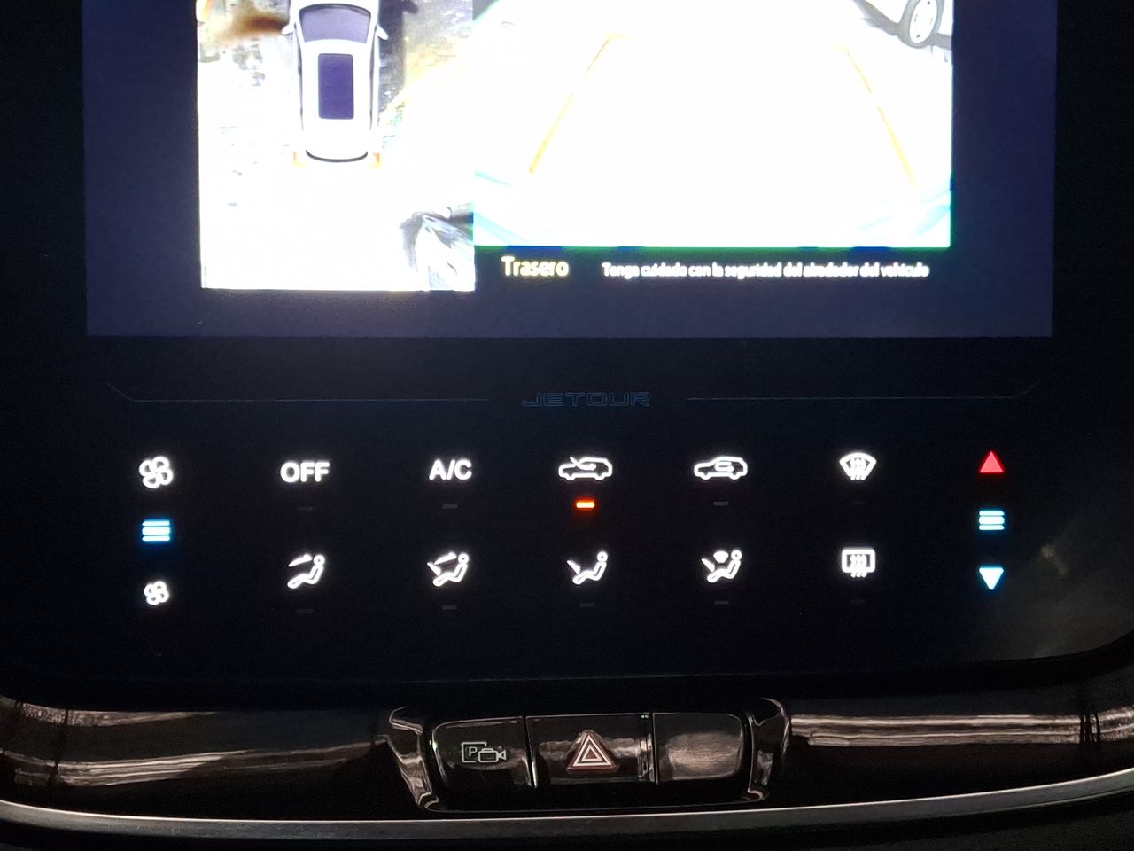 Jetour X70 — foto 30 de 37