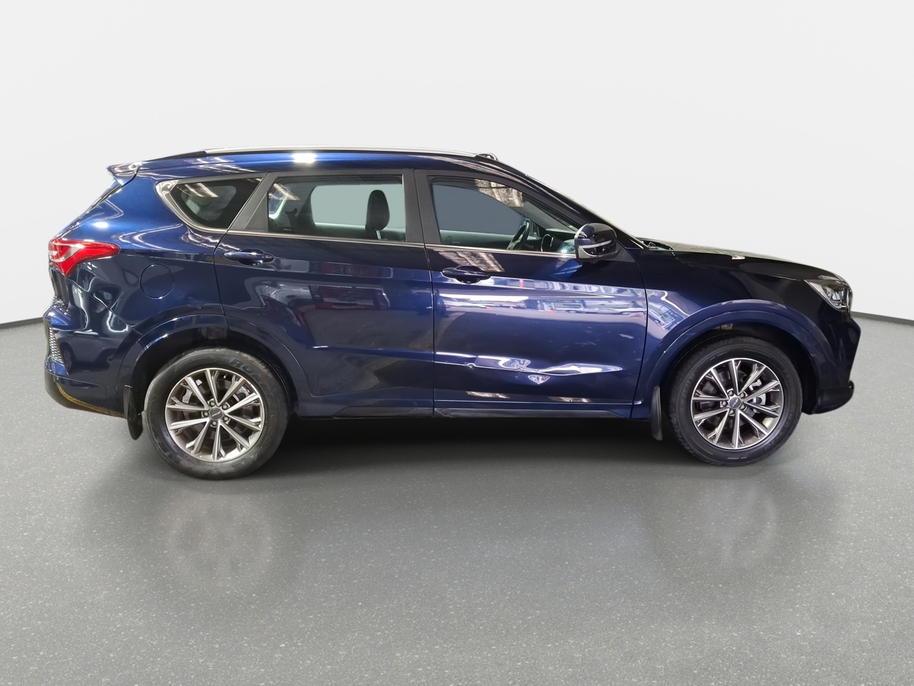 Jetour X70 — foto 9 de 37