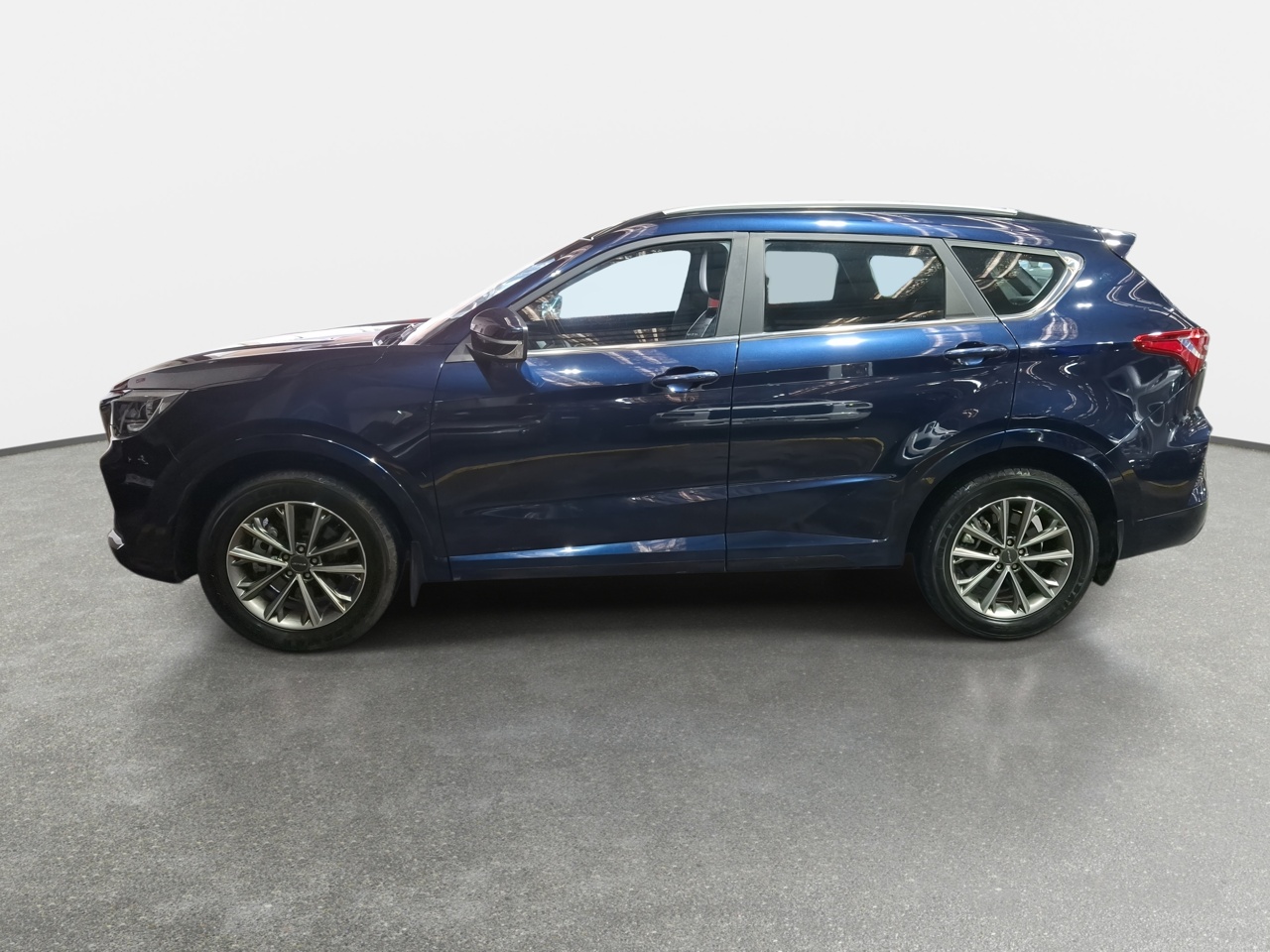 Jetour X70 — foto 5 de 37