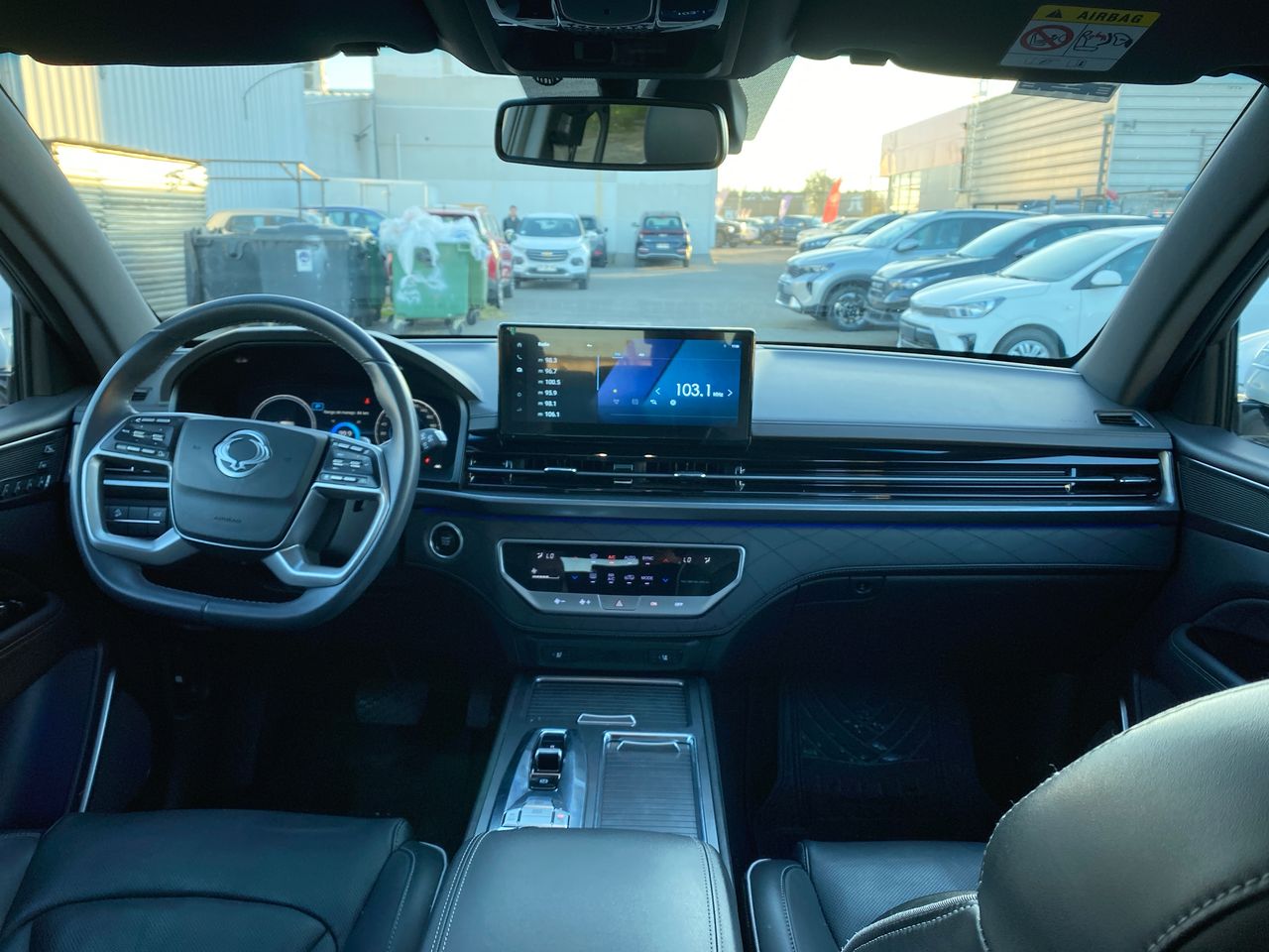 SSANGYONG - 25
