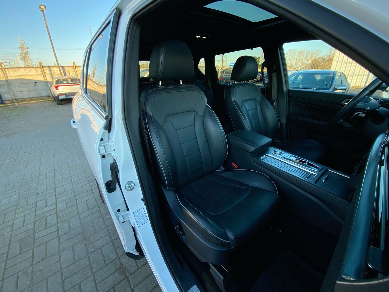 SSANGYONG - 27