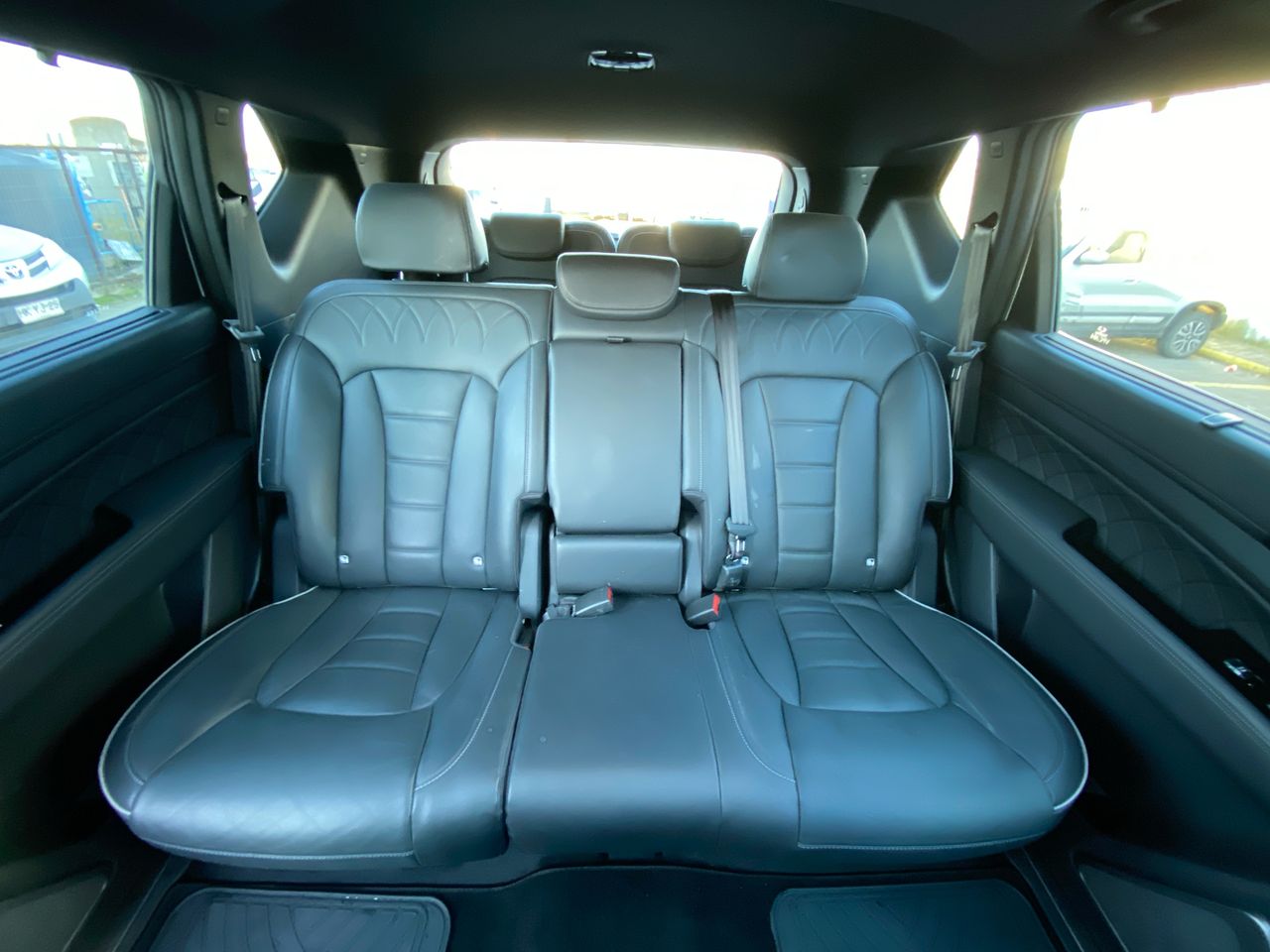 SSANGYONG - 28
