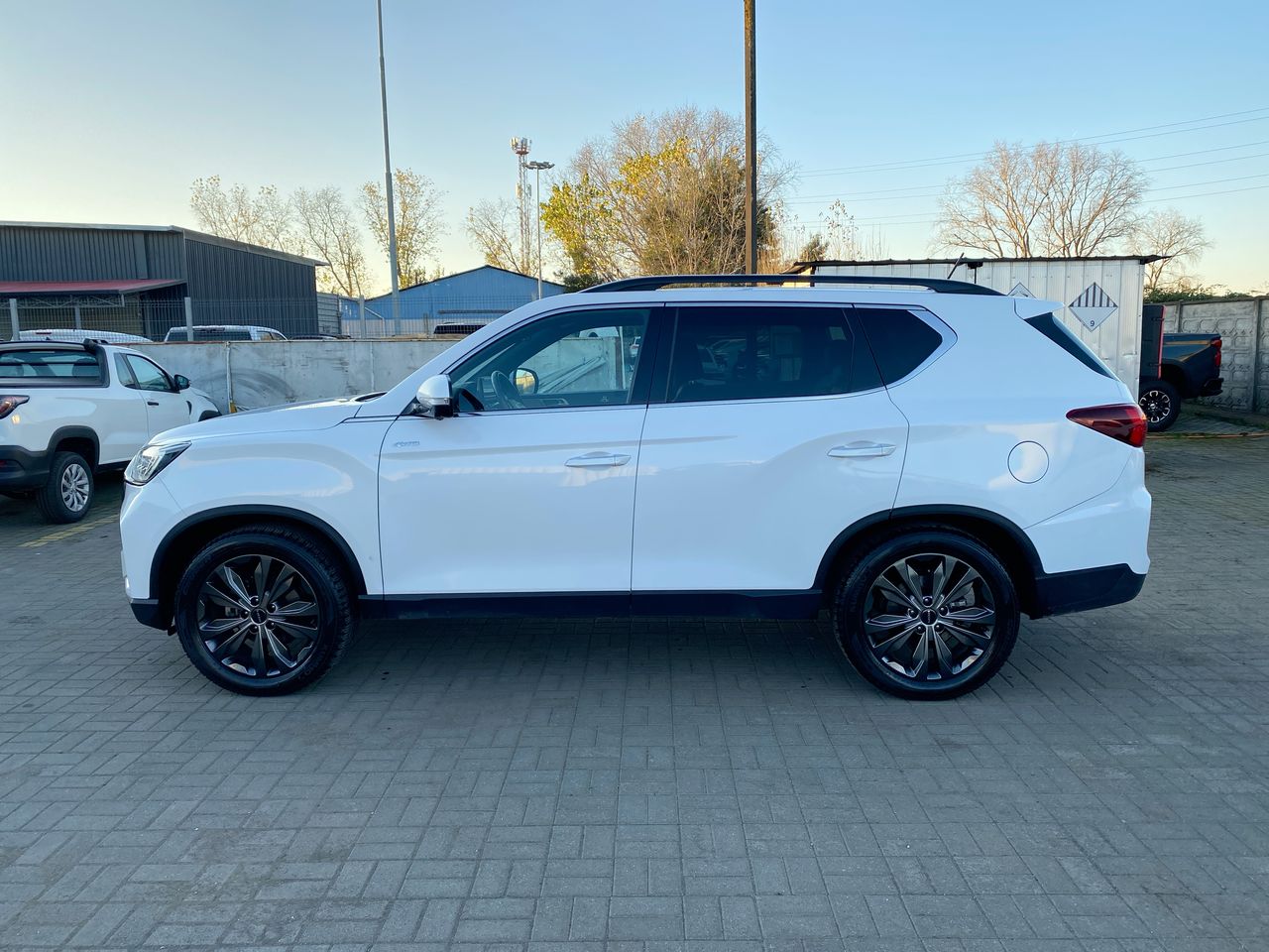 SSANGYONG - 4