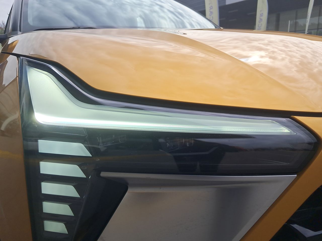 MITSUBISHI - 18
