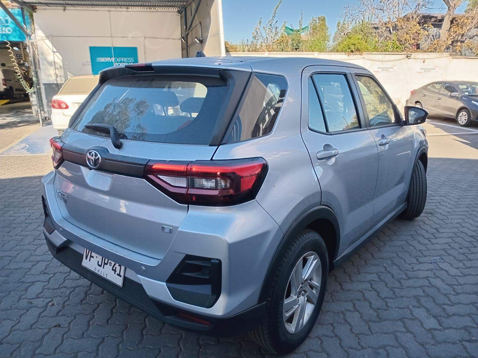 TOYOTA - 3