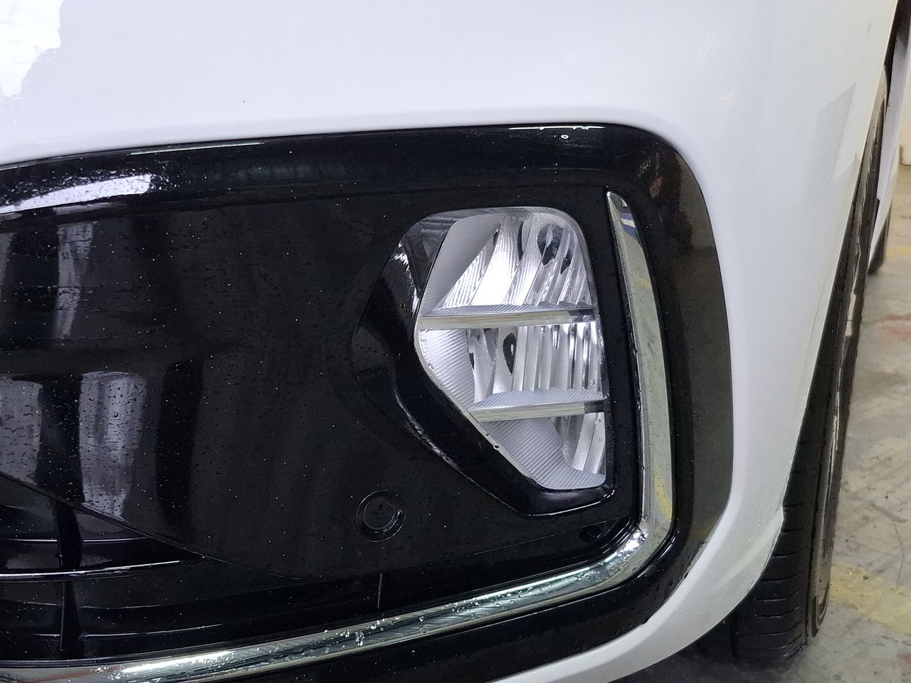 VOLKSWAGEN - 20