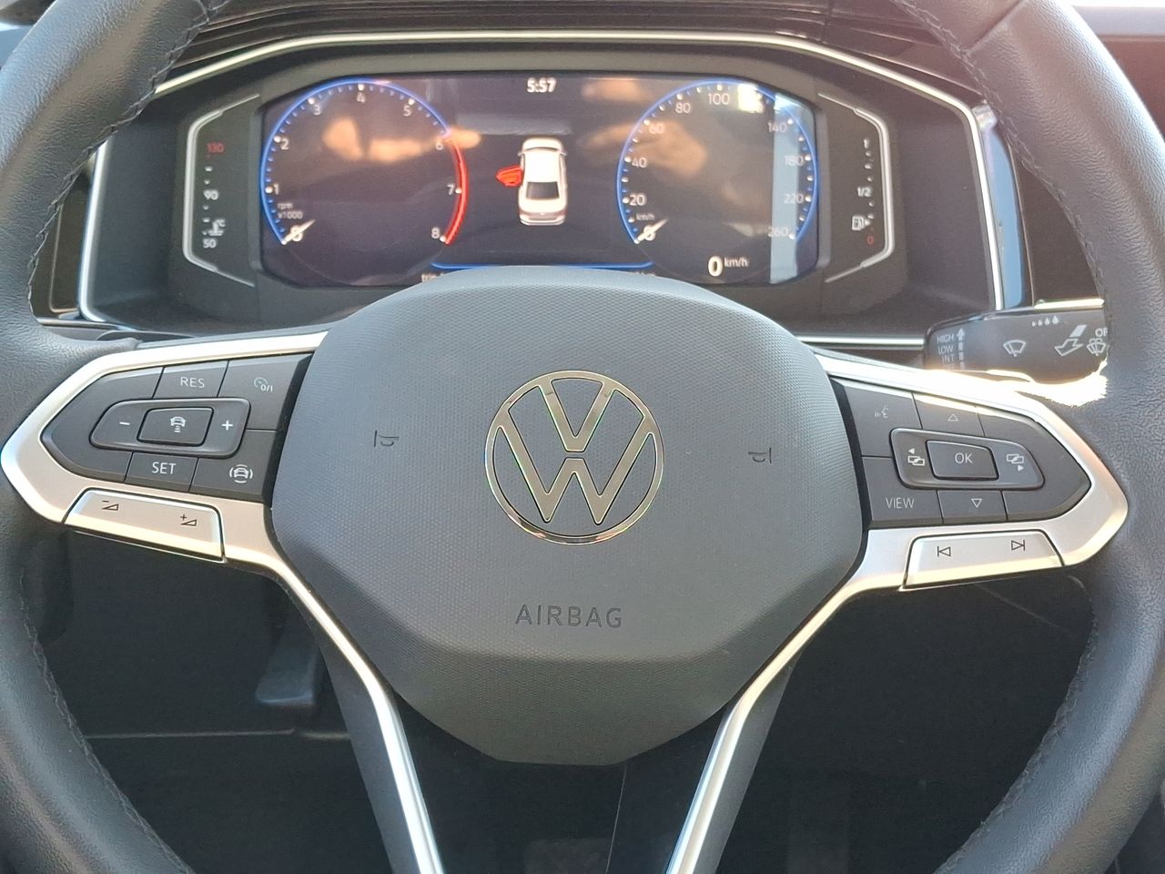 VOLKSWAGEN - 25