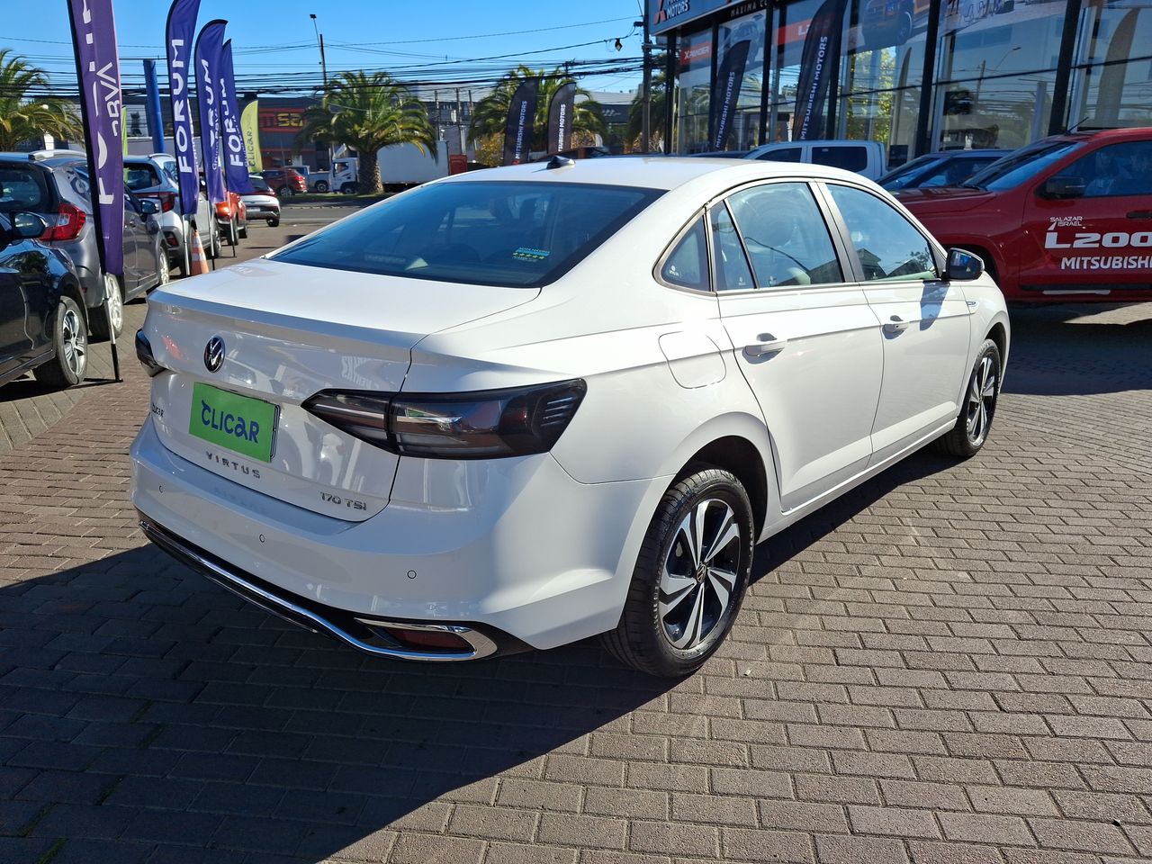 VOLKSWAGEN - 7