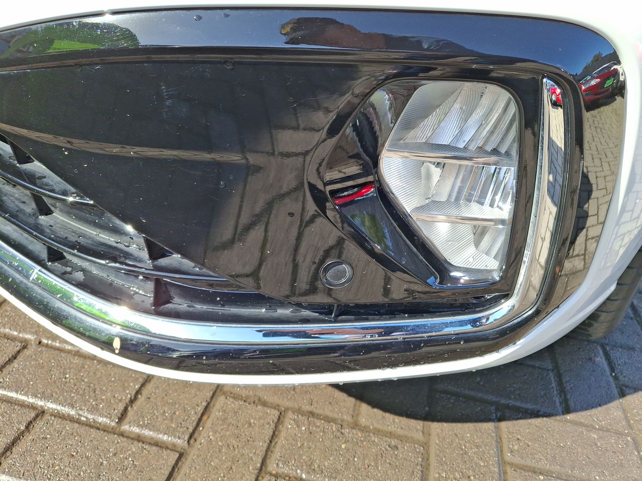 VOLKSWAGEN - 19