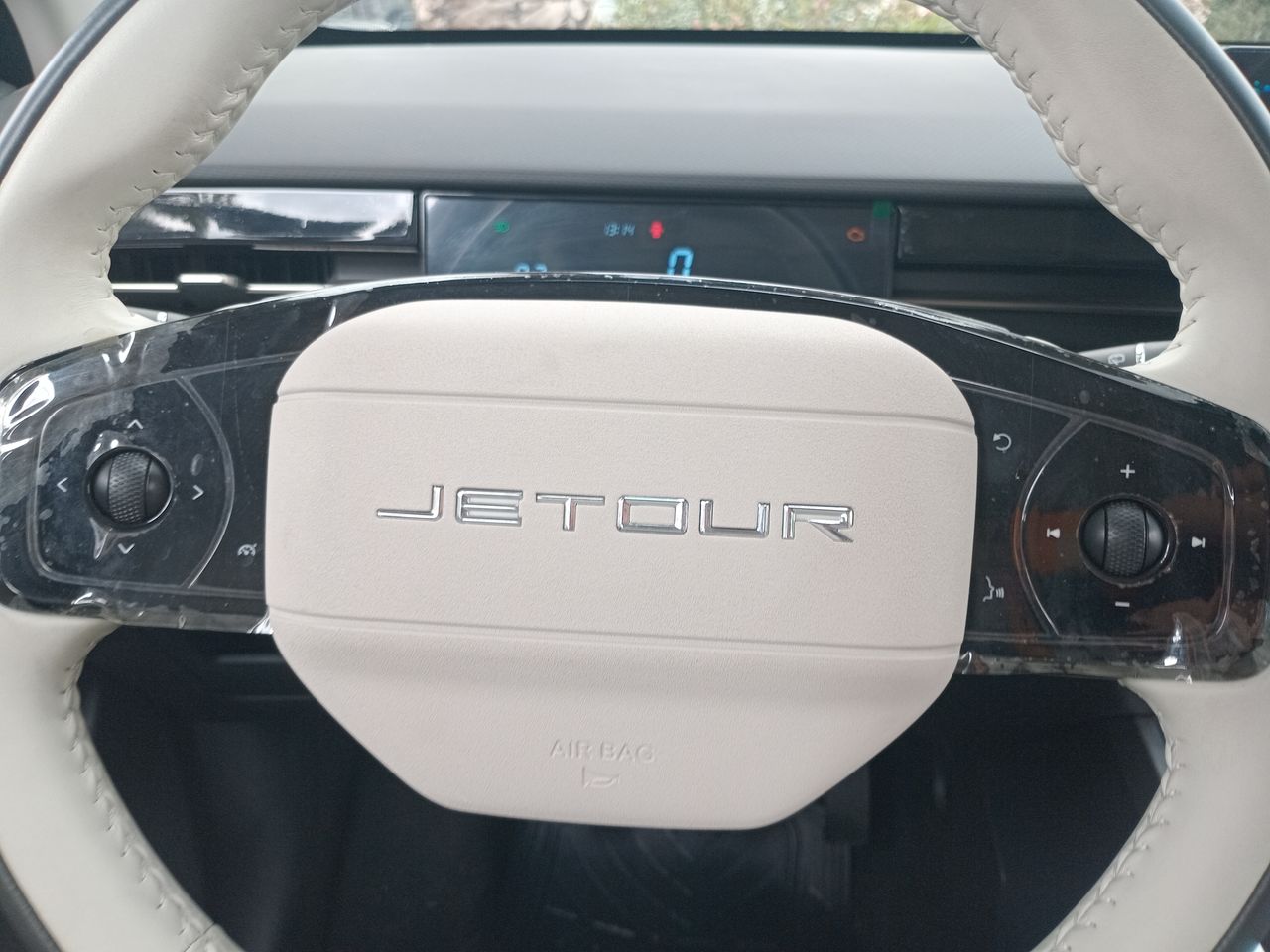 JETOUR - 25
