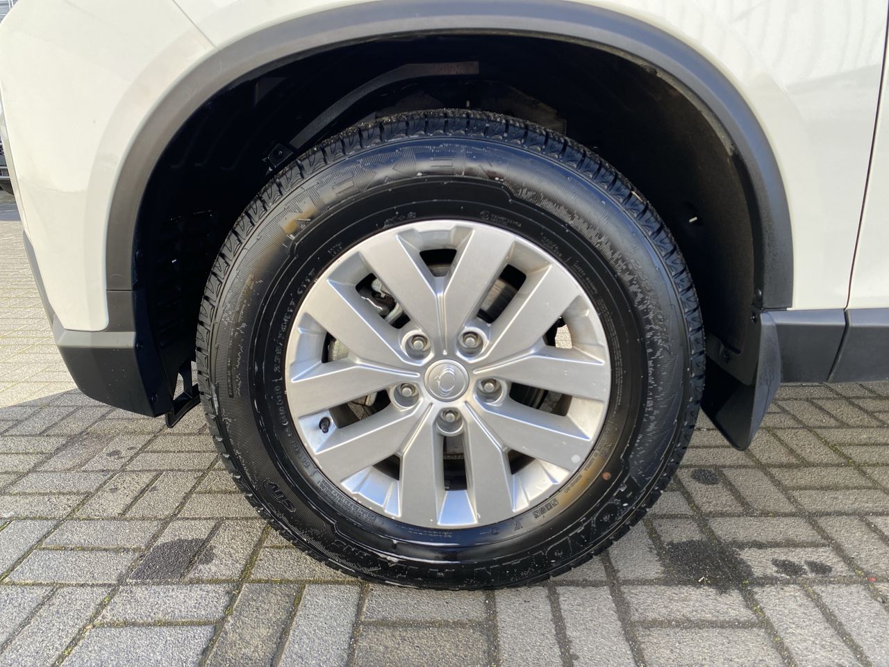 SsangYong Musso — foto 10 de 28