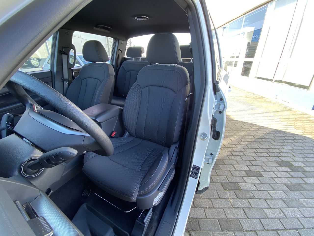 SsangYong Musso — foto 18 de 28