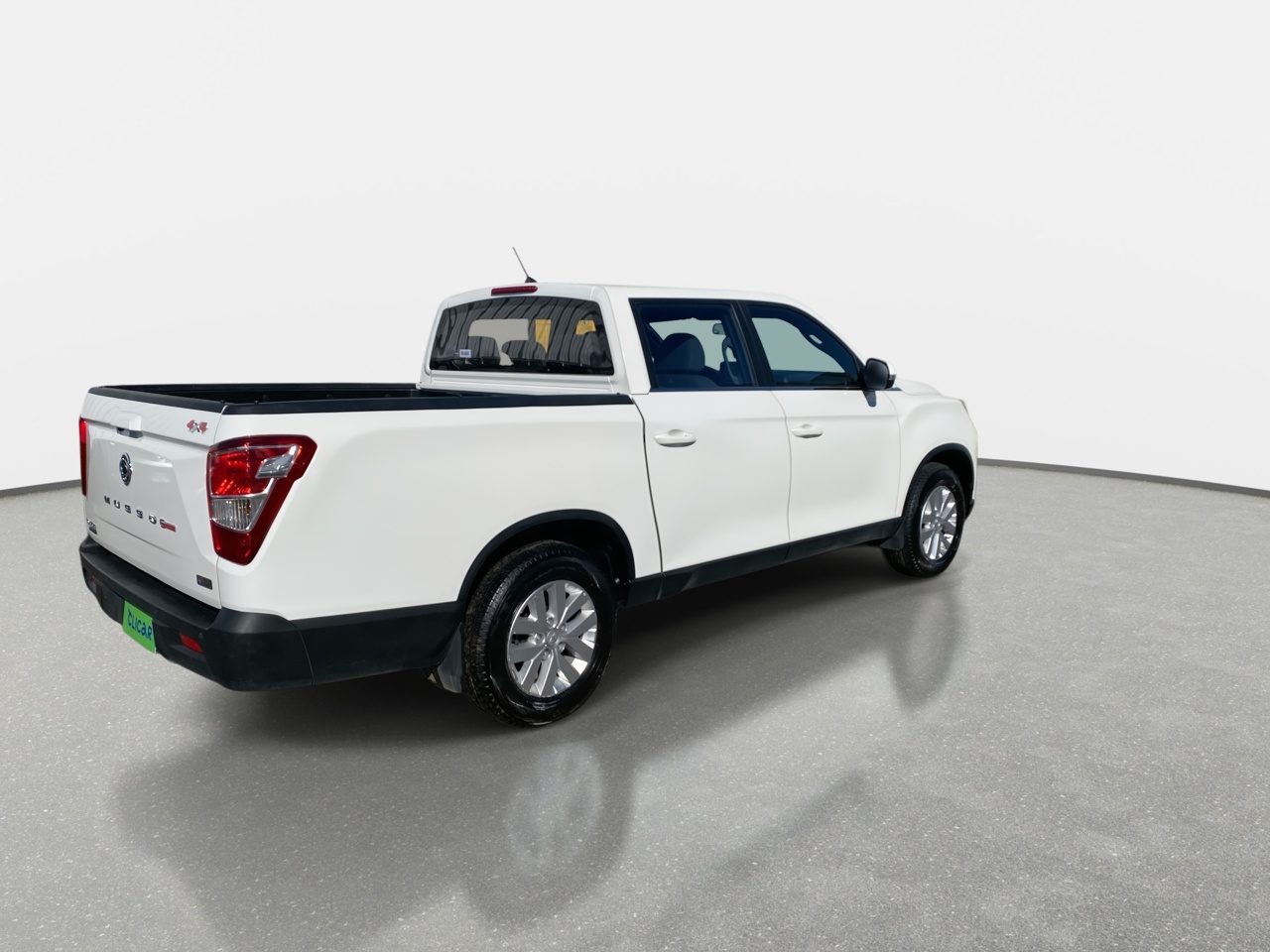 SsangYong Musso — foto 8 de 36