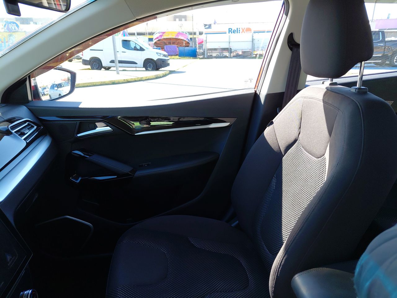 Volkswagen Taos — foto 24 de 25