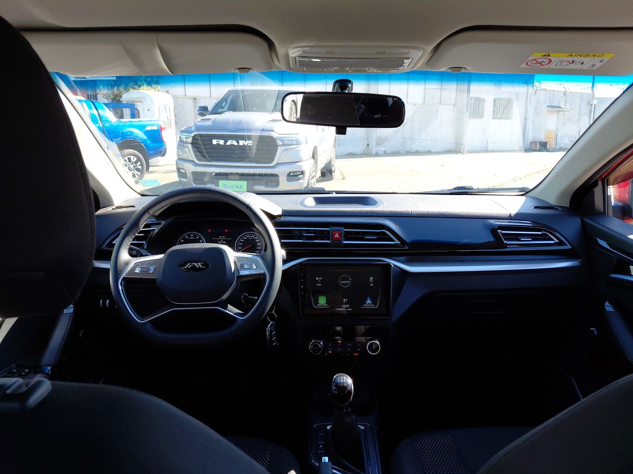 Volkswagen Taos — foto 2 de 25