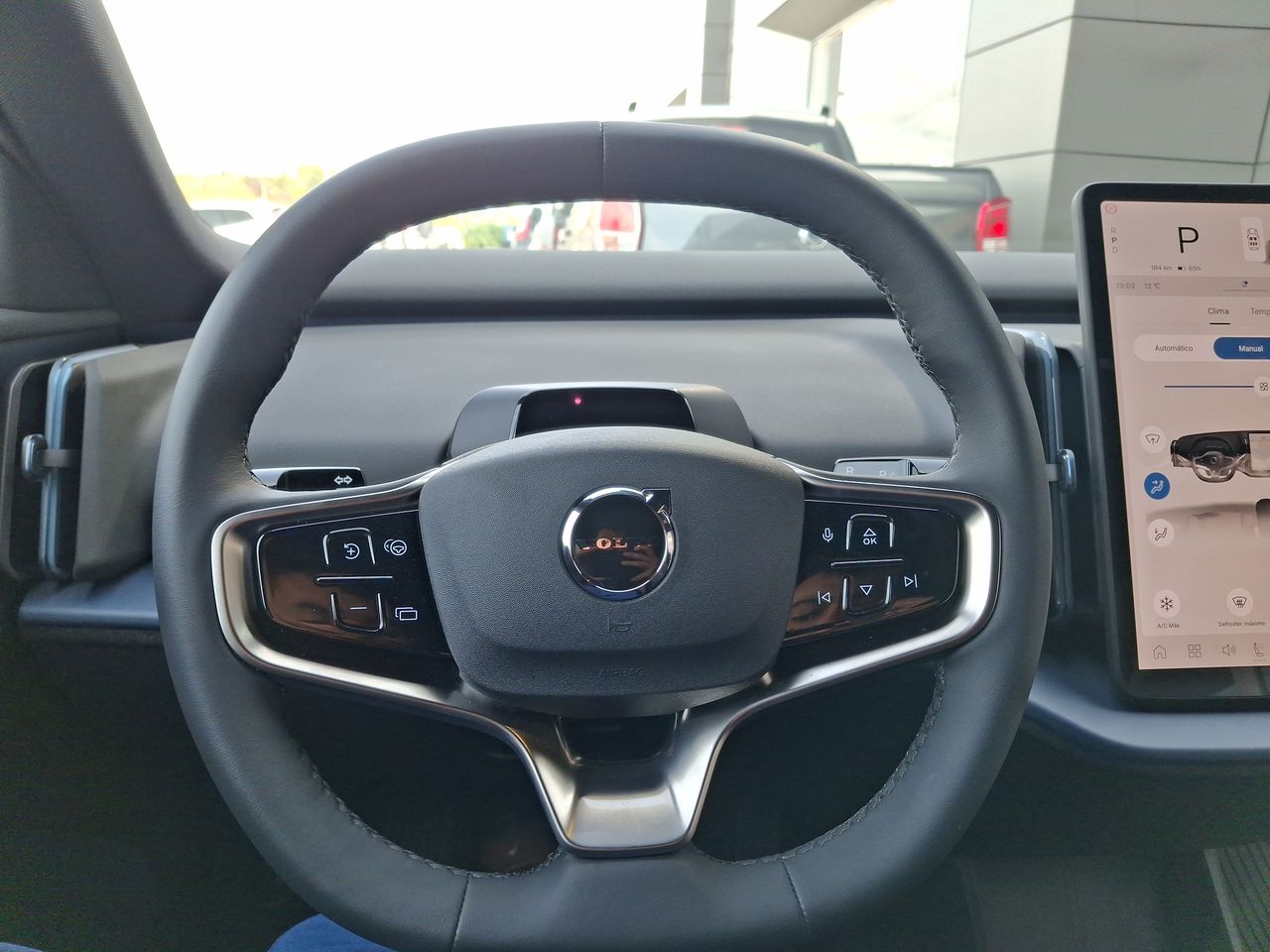VOLVO - 23