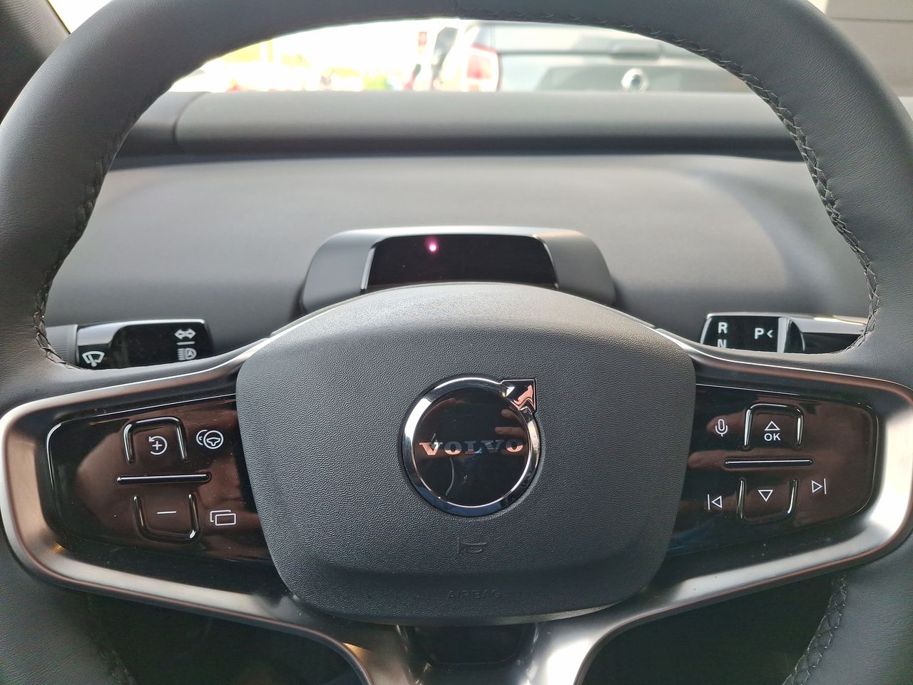 VOLVO - 24