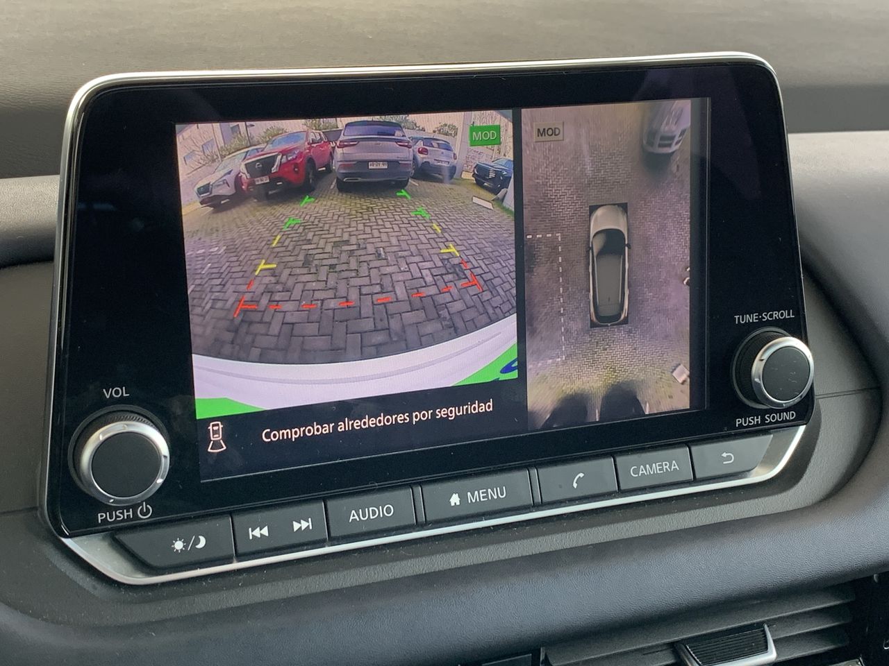Nissan Qashqai — foto 23 de 29