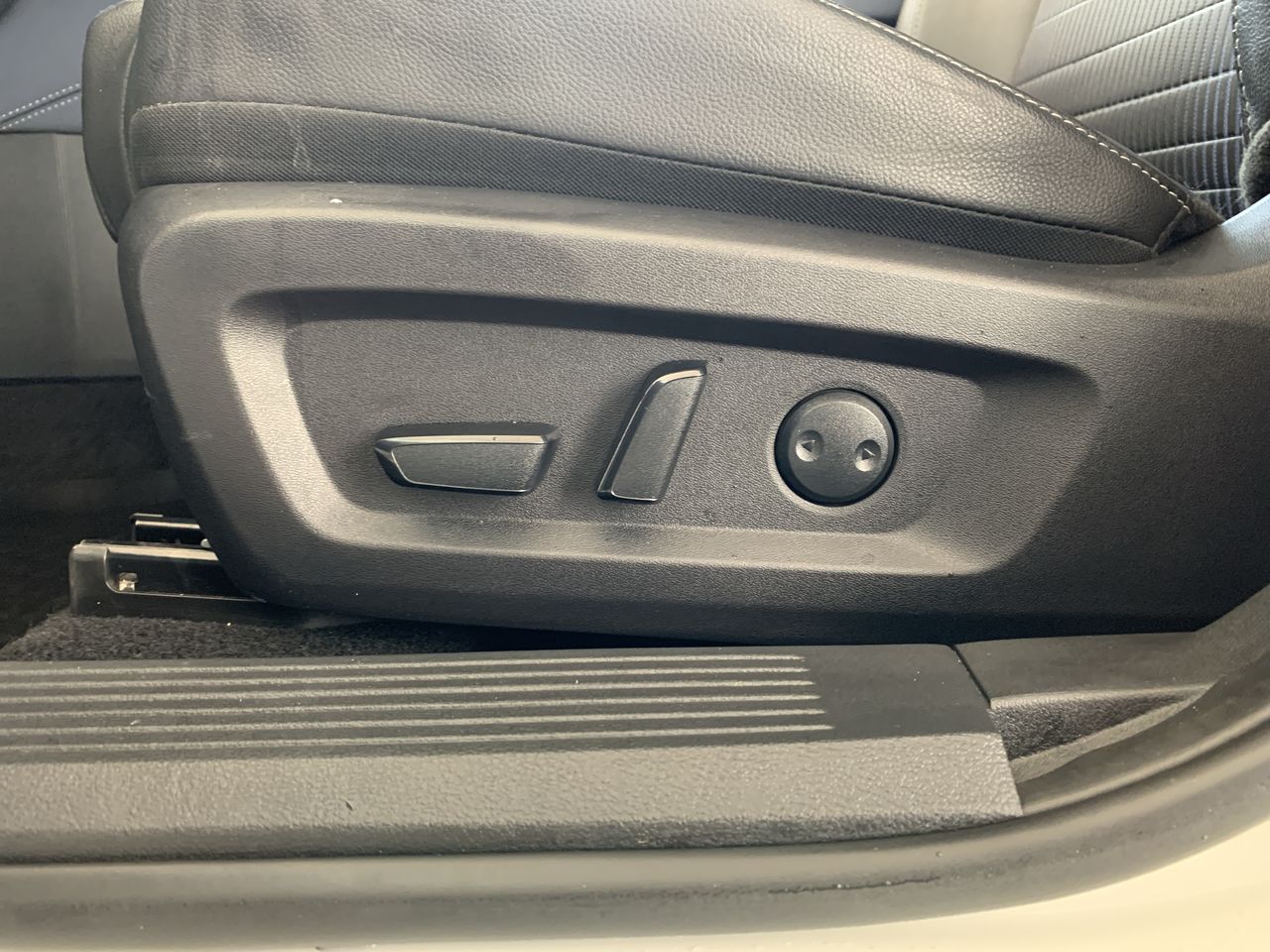 Nissan Qashqai — foto 17 de 29