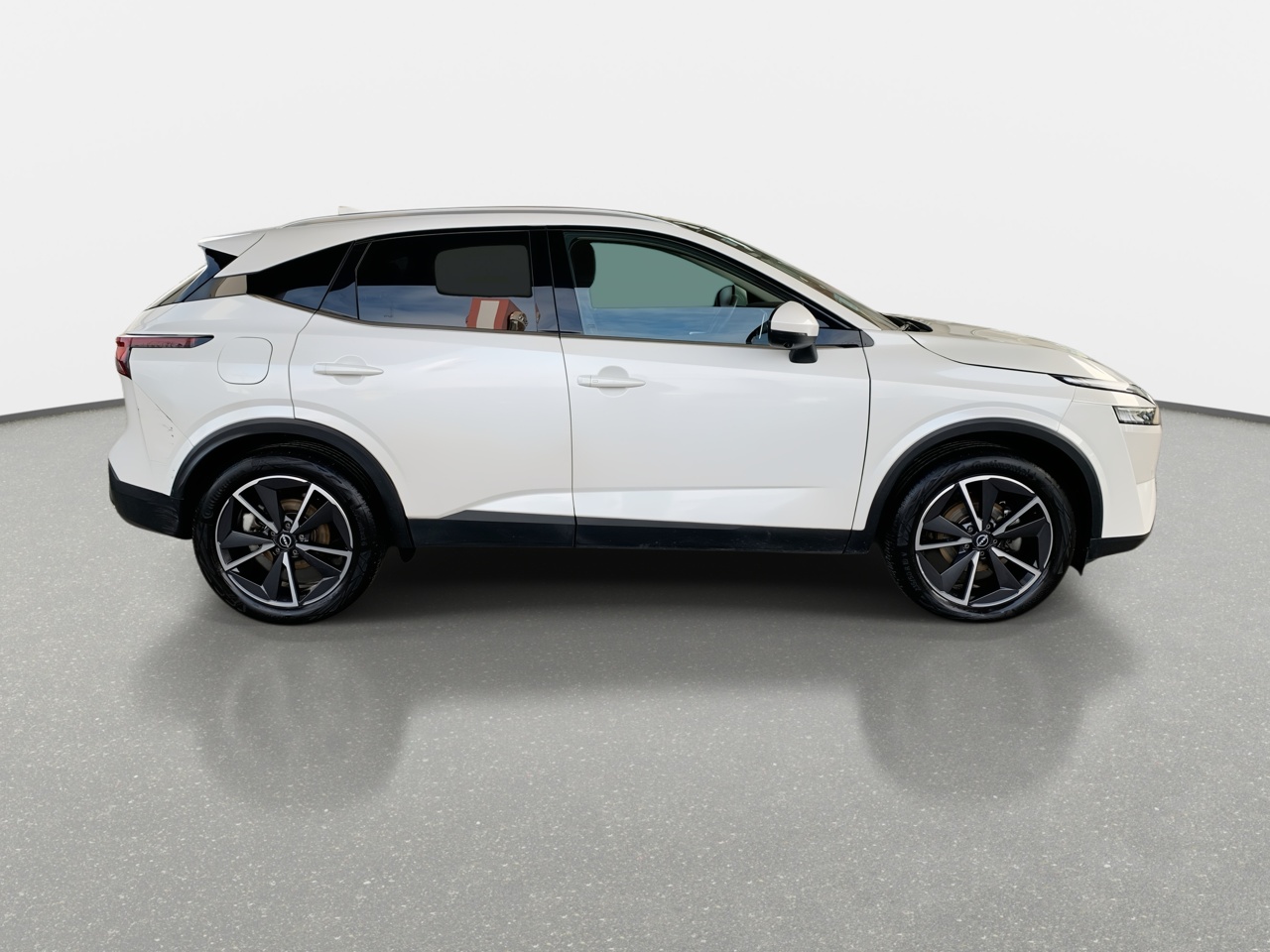 Nissan Qashqai — foto 9 de 37