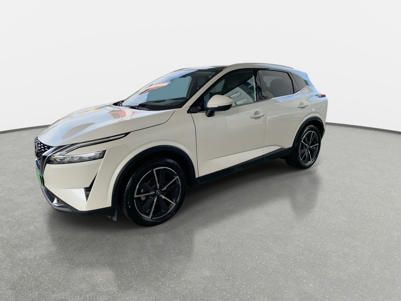 NISSAN - 3