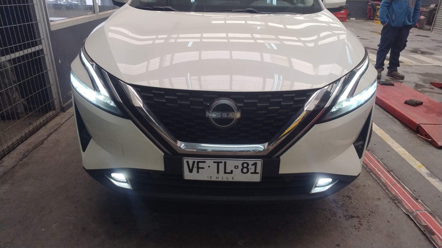 NISSAN - 1