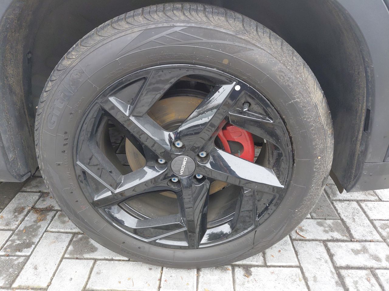 Omoda C5 — foto 8 de 26