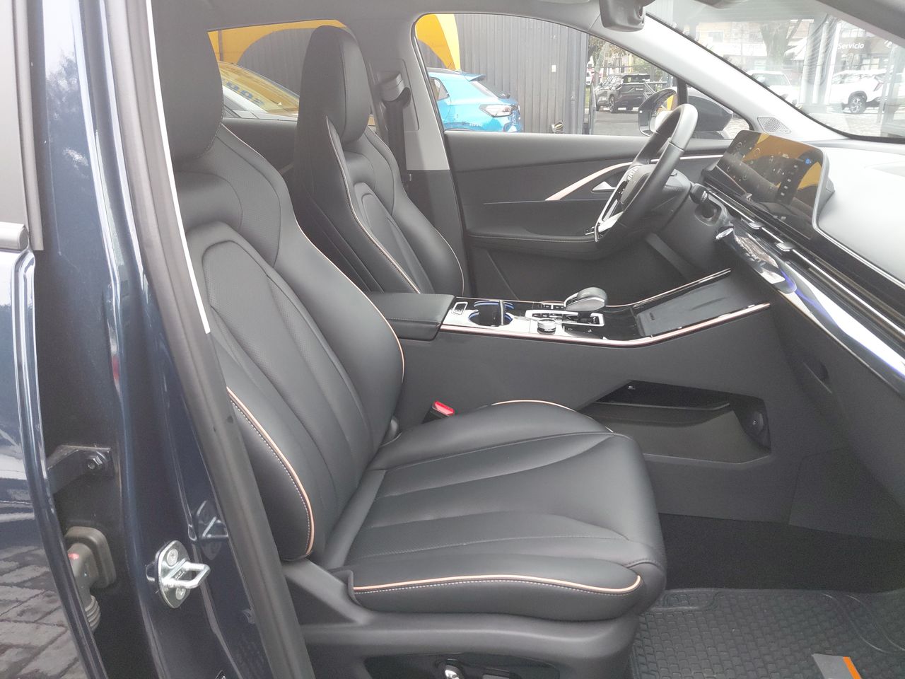 Omoda C5 — foto 24 de 26