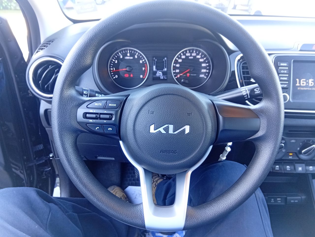 KIA - 23