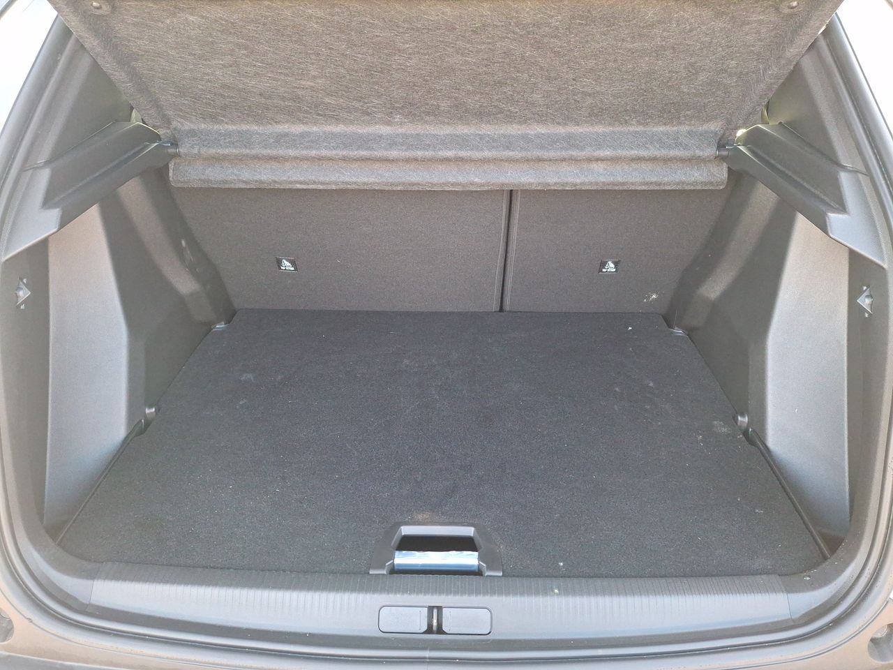 Peugeot 2008 — foto 22 de 35