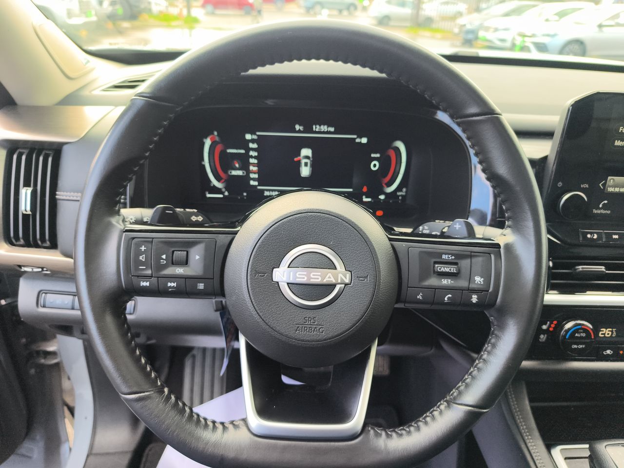 Nissan Pathfinder — foto 24 de 36