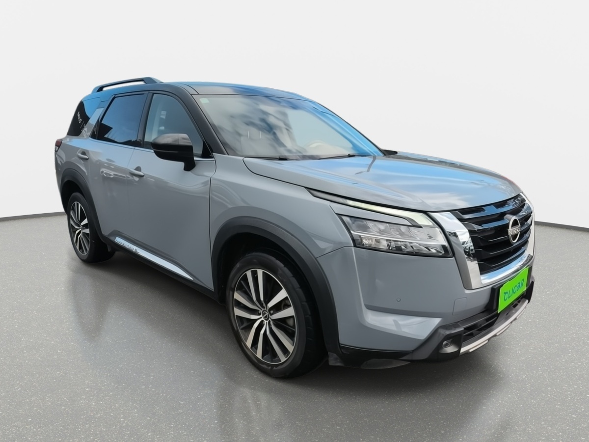 NISSAN