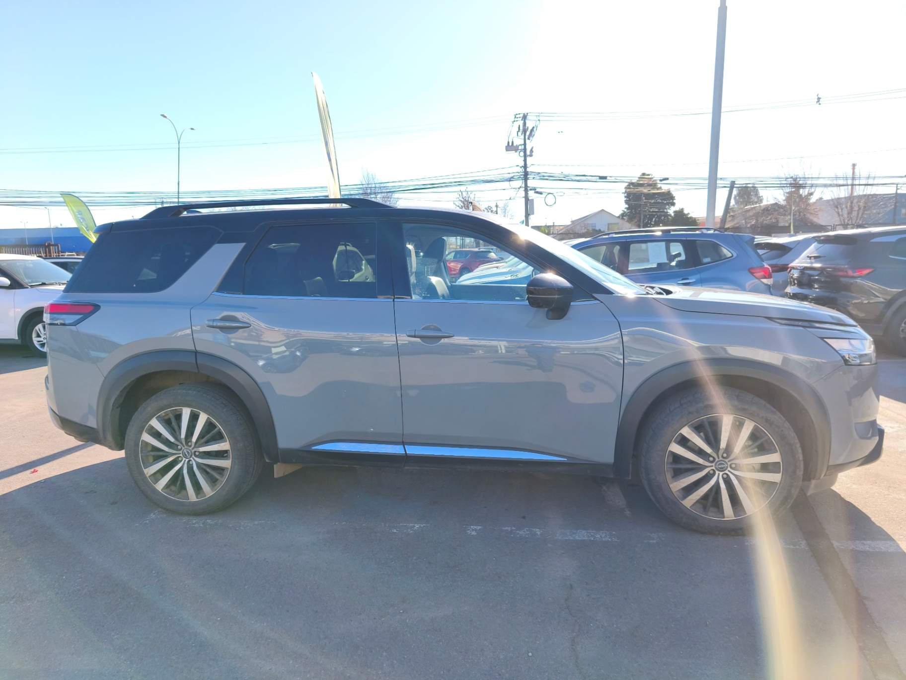 NISSAN - 2