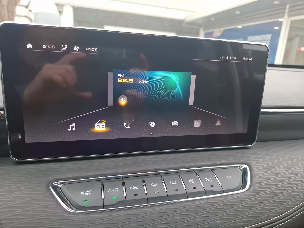 Great Wall Haval Jolion — foto 21 de 29