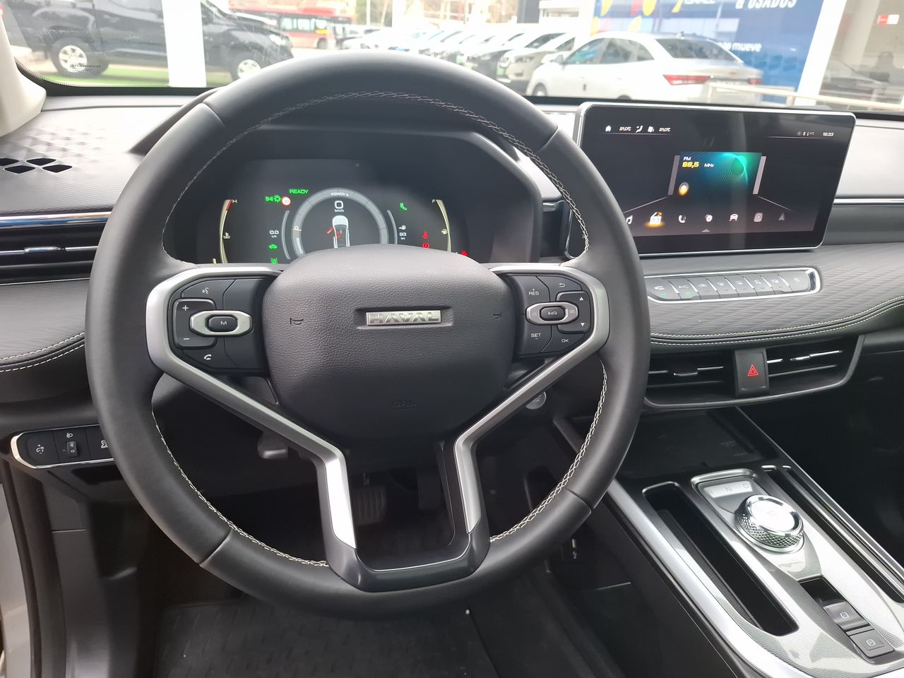 Great Wall Haval Jolion — foto 18 de 29