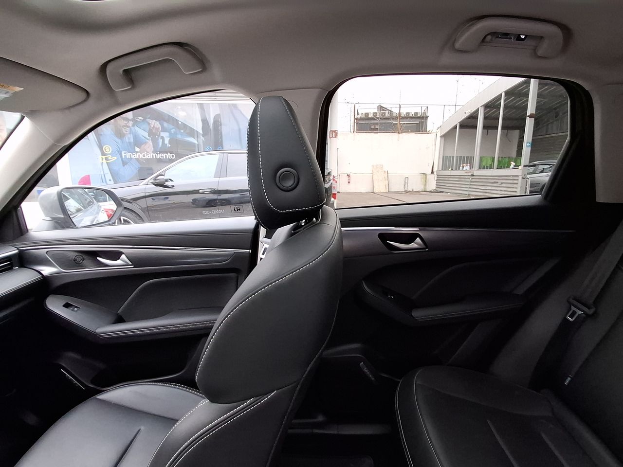 Great Wall Haval Jolion — foto 8 de 29