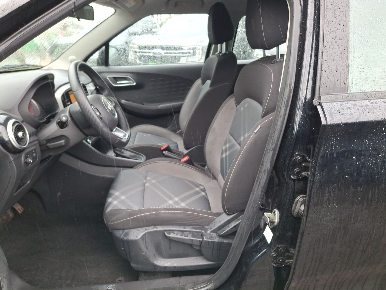 MG Zs — foto 24 de 34