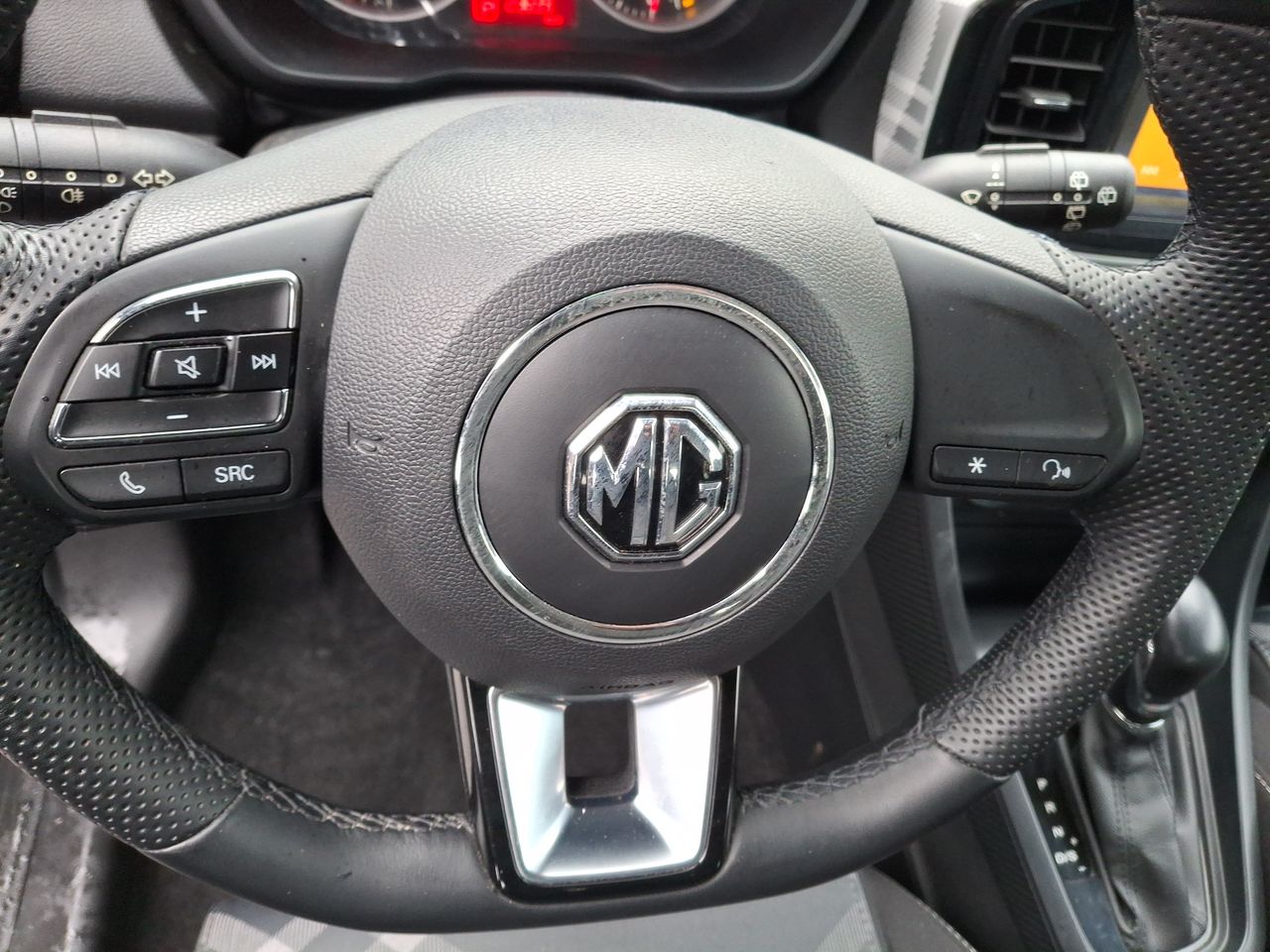 MG Zs — foto 26 de 34