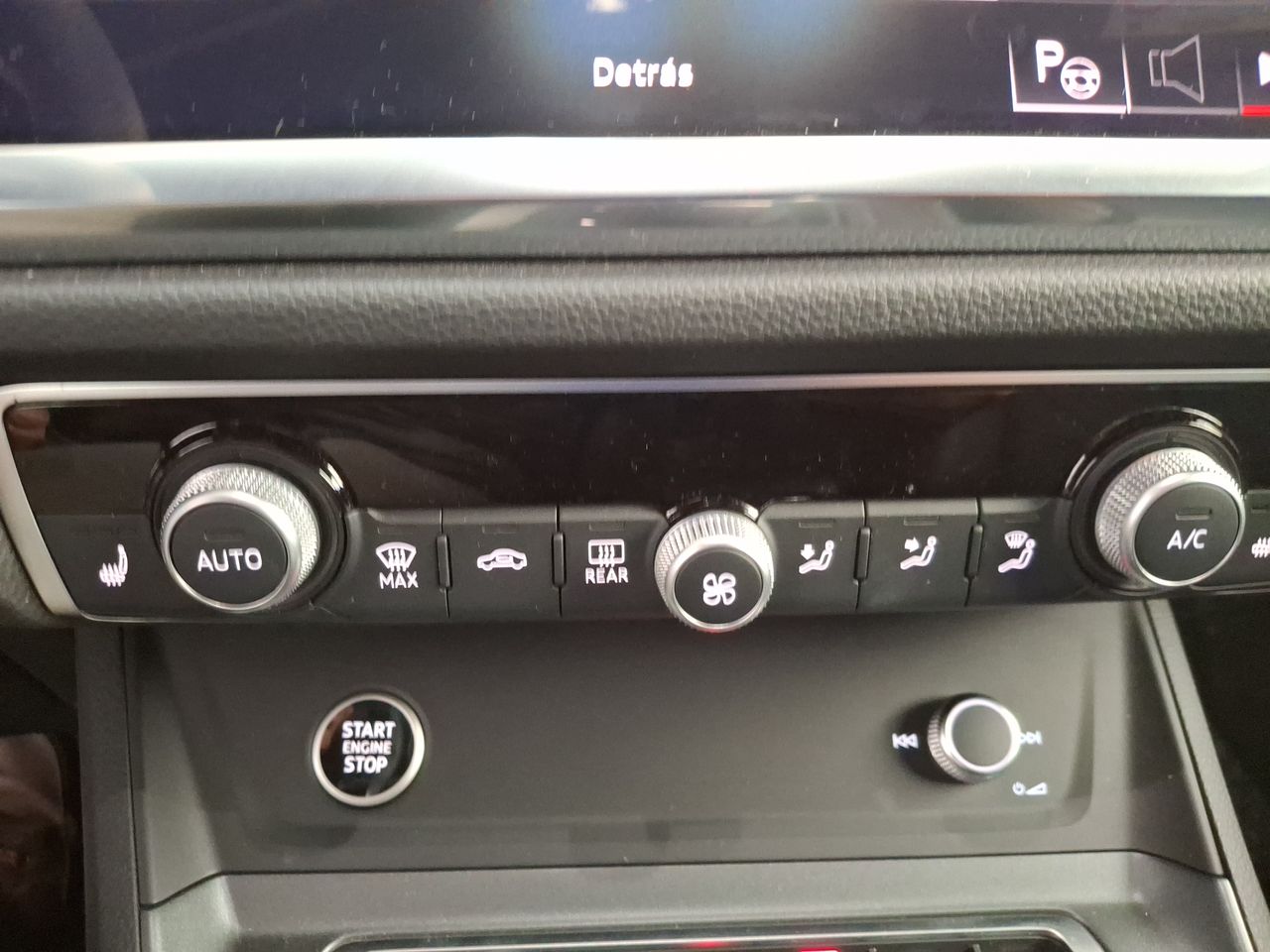 AUDI - 22