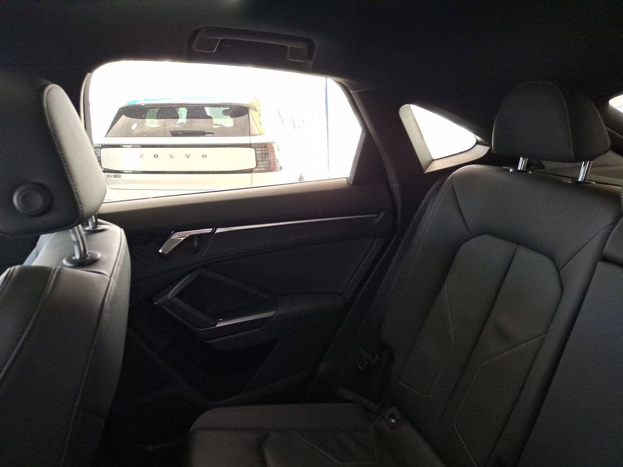 AUDI - 4