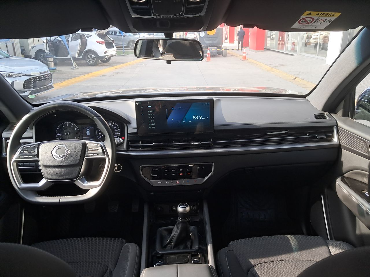 SSANGYONG - 31