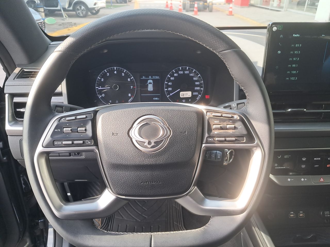 SSANGYONG - 24