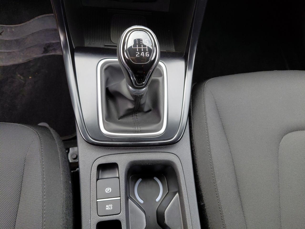 HYUNDAI - 21