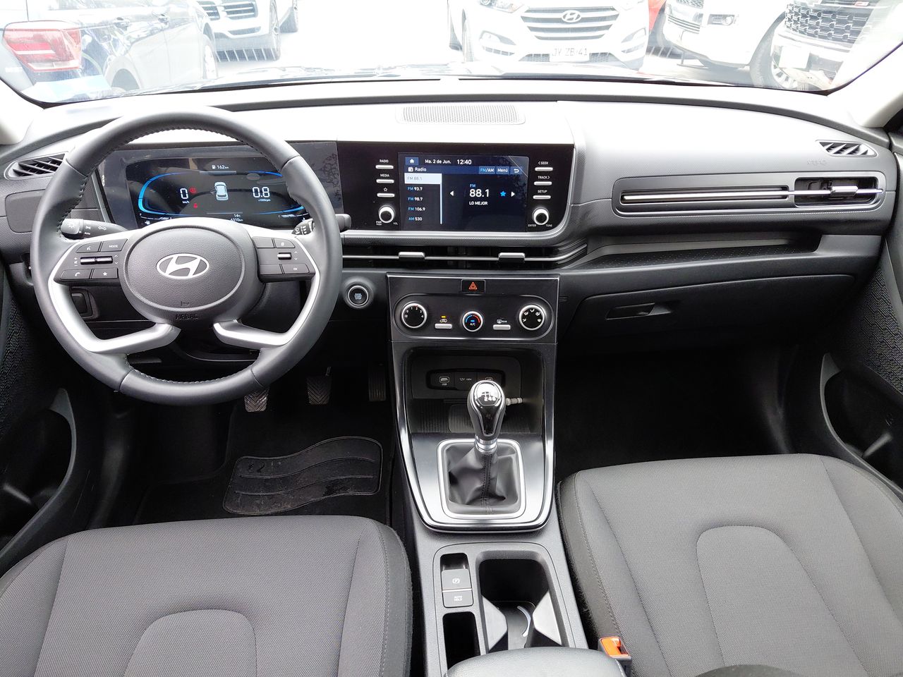 HYUNDAI - 22
