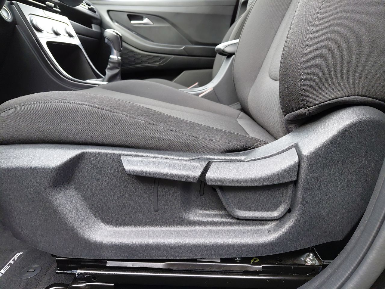 HYUNDAI - 13