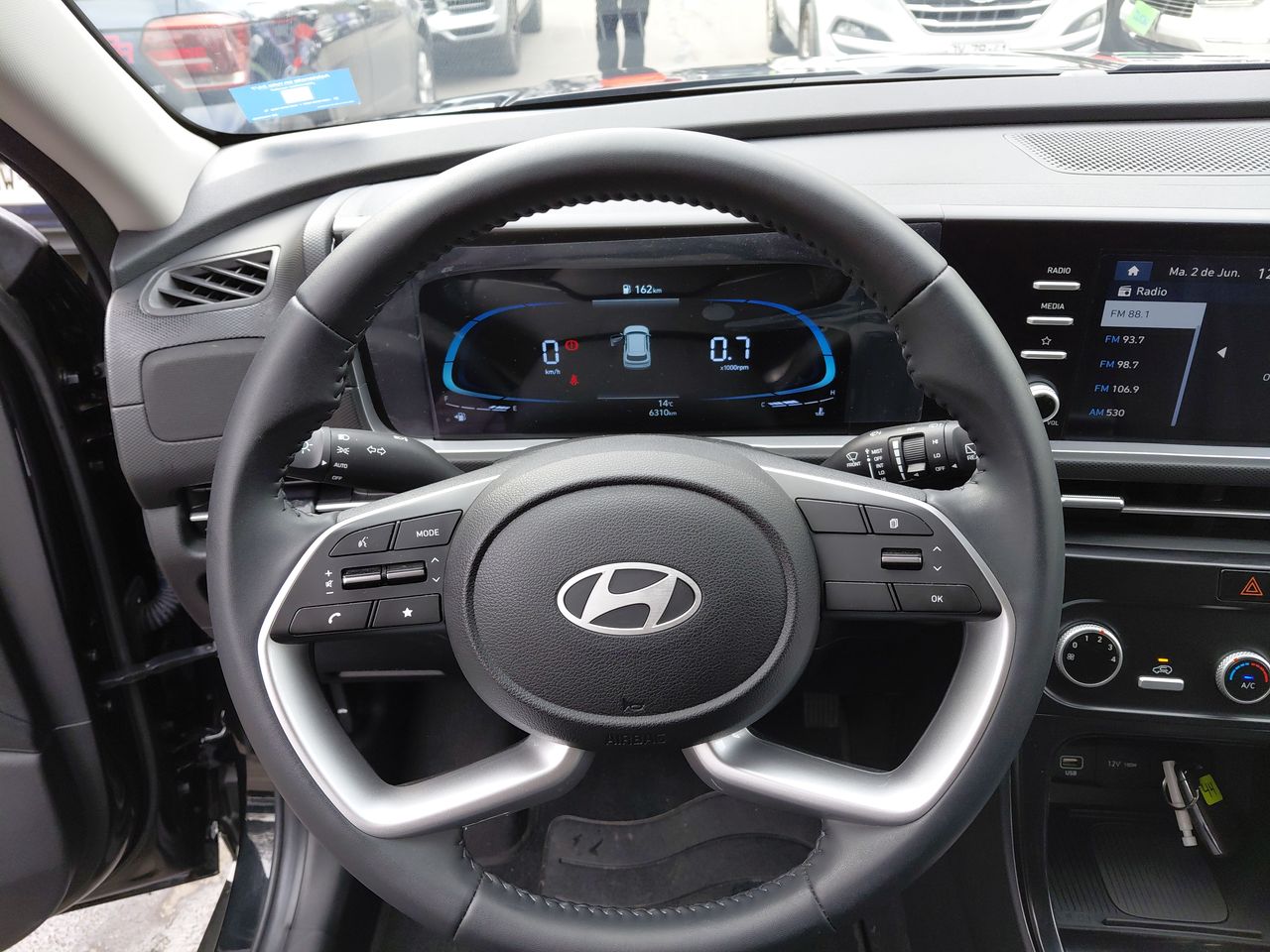 HYUNDAI - 15