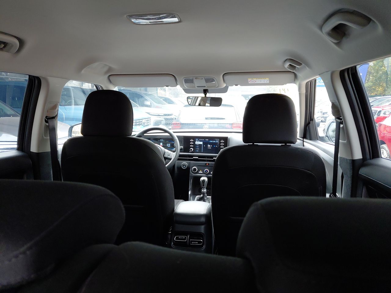 HYUNDAI - 4
