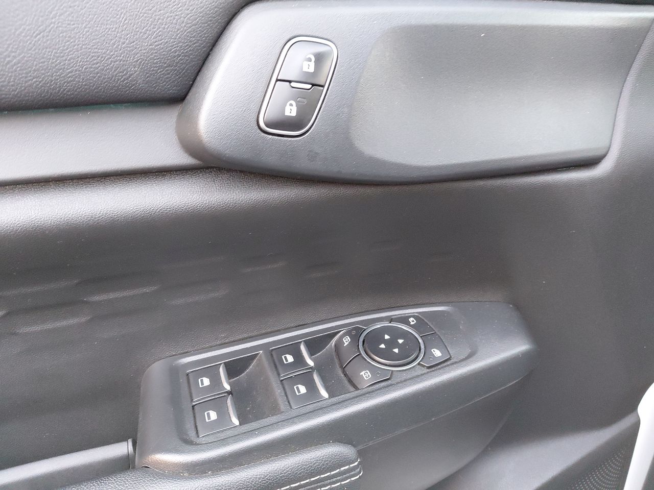Ford Ranger — foto 21 de 34